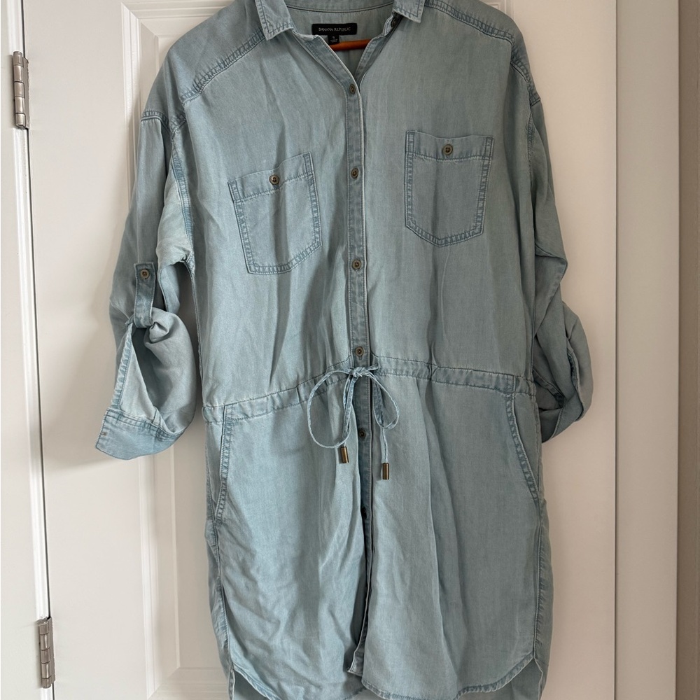 Banana Republic Light Blue Casual Button Down Shirtdress